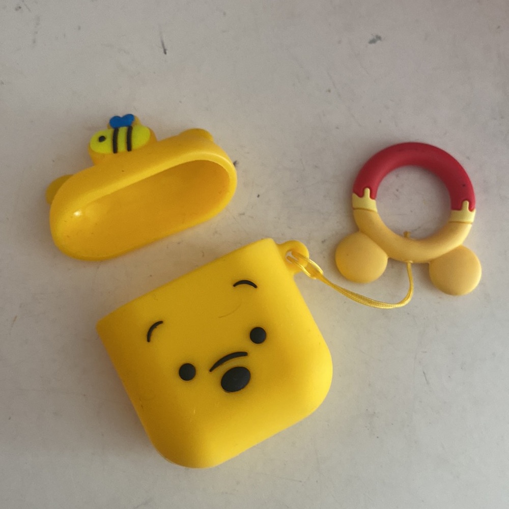 winnie the pooh airpod case